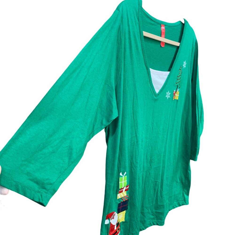 Christmas Tshirt 2XL 18/20 Green Embroidered Santa Casual Holiday Novelty Kitsch - Picture 3 of 10